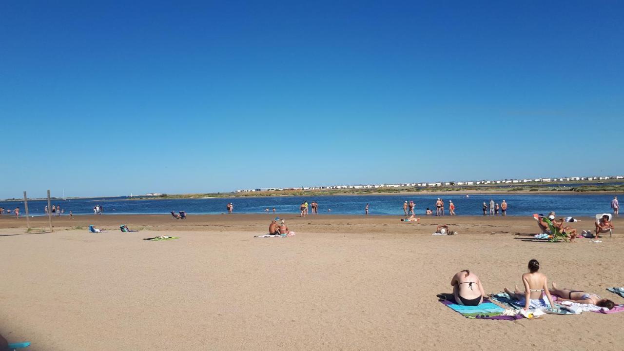 Studio Cabine Avec Jardinet A 30 M De La Plage, Au Calme. 格吕桑 外观 照片